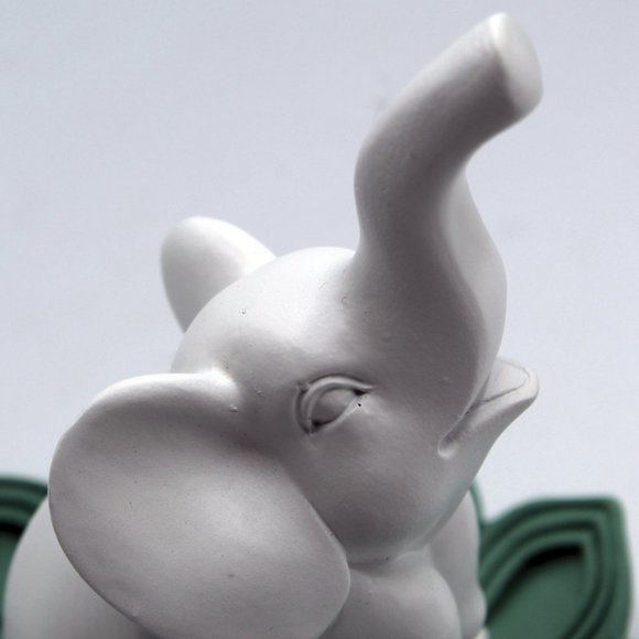 Set of 2 Jewelry Ring Holder Organizer Display Elephant Trinket Tray/Dish Holder - Picture 4 of 11